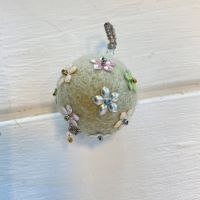 Decorative Felt Bauble Medium