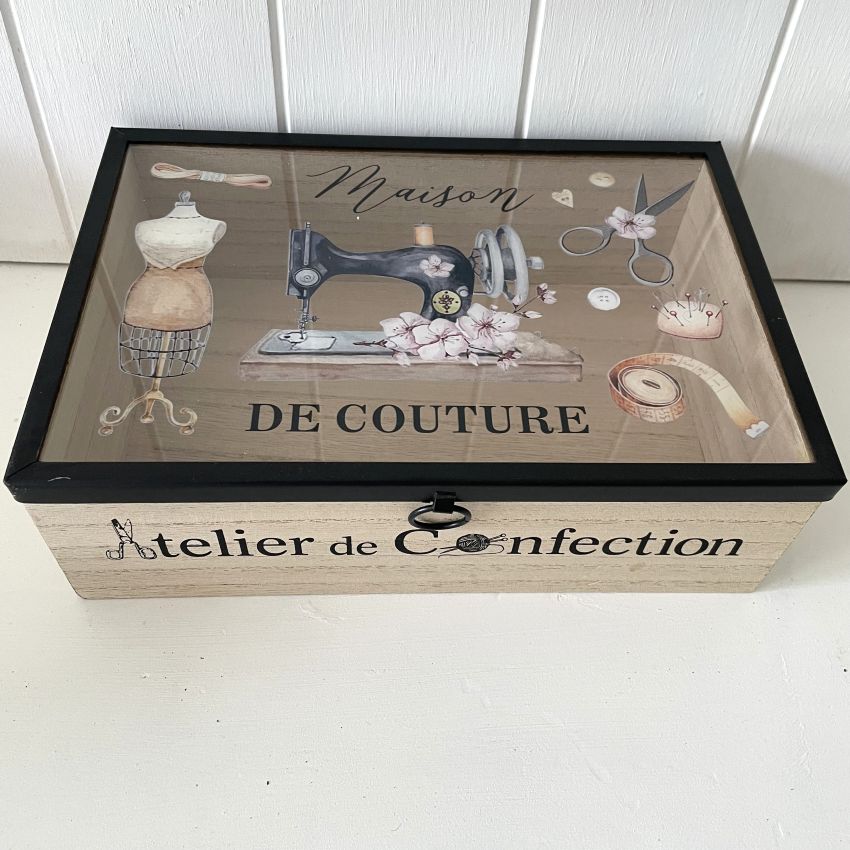 Wooden Box Sewing Machine theme